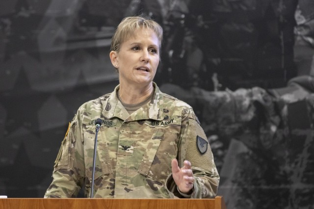 Jennings assumes command of USAFMCOM